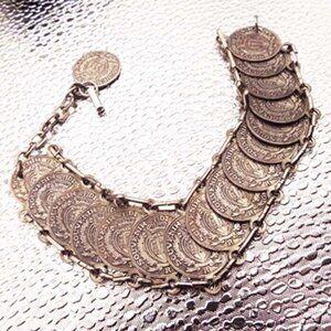 VINTAGE ESTATE SOUVENIR FAUX ST MARINO COINS LINK SILVERY BRACELET 12